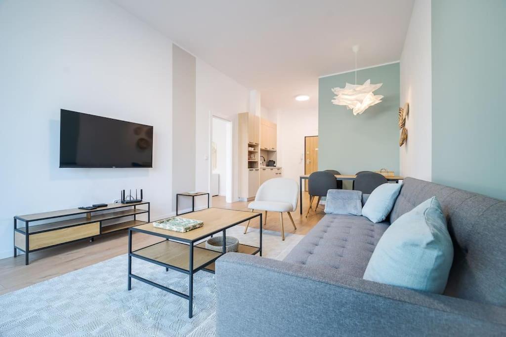 Mycampus 1 Bdrm, Stay 4, Free Parking, Garden, Self Check-In Sofia Ngoại thất bức ảnh