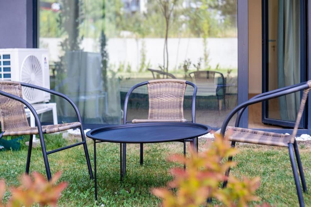 Mycampus 1 Bdrm, Stay 4, Free Parking, Garden, Self Check-In Sofia Ngoại thất bức ảnh